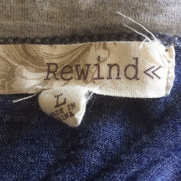 Rewind tie front crop top heather blue gray with striped sleeves size large - Picture 6 of 6